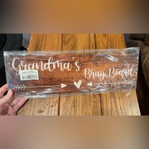 Grandma’s Brag Board Photo Display Sign Wood Wall Decor w/ Clips New